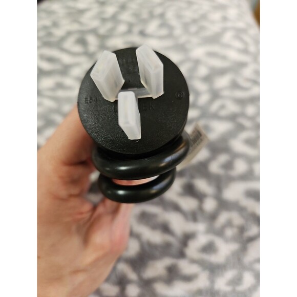 Linetek Type I power cord, used in Australia, New Zealand, China & Argentina 3ft - Picture 4 of 7